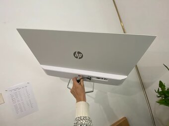 Monitor HP 27" M27fw - 5