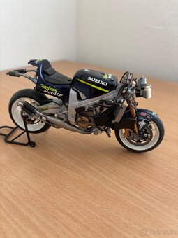 Modely motorek Tamiya 1/12 - 5