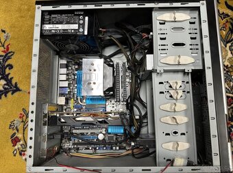Herní/kancelářský PC - Intel Core i5 / RX 580 - 5