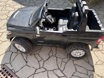 Dětské elektrické auto - 5