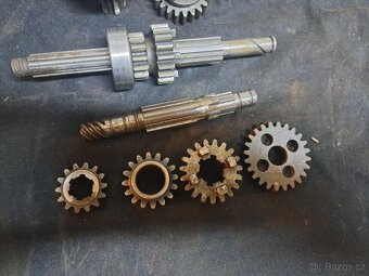 Jawa CZ 125 175 malá kývačka 356 450 - Převodovka - 5