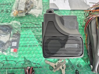 vozy VW originální univerzální autoalarm - 5