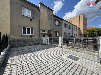 Pronájem parkovacího stání, 26m², Plzeň, ul. Jablonského - 5