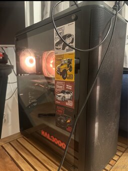 HAL3000 I5 10400F 3060 RTX - 5
