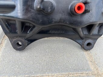 Brzdiče Brembo Subaru - přední - 5