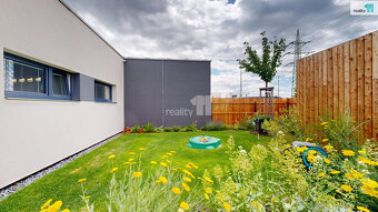 PRONÁJEM řadový rodinný dům 5+kk, 136m2, ulice Manželů Dostá - 5