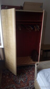 Retro _ starožitný nábytek - 5