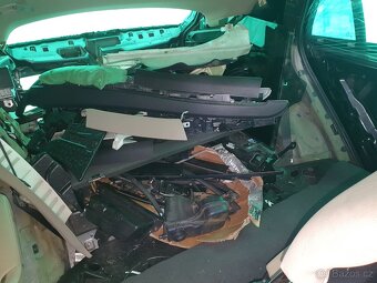 Bmw X5 e70 3.0d 2010 díly - 5