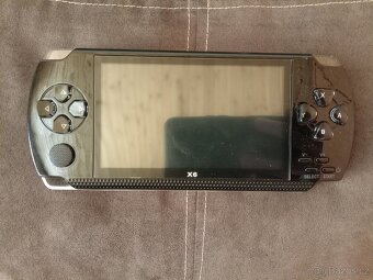 Přenosná herní konzole typu PSP X6 černá - 5