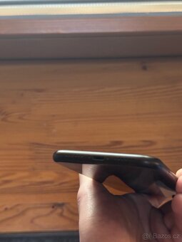 iPhone Xr 64gb 90% baterie - 5