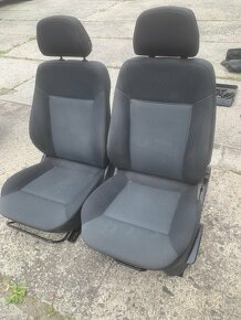 Opel vivaro sedačka Renault trafic řidič spolujezdec - 5