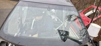 Celni okno predni okno audi A3 8P - 5