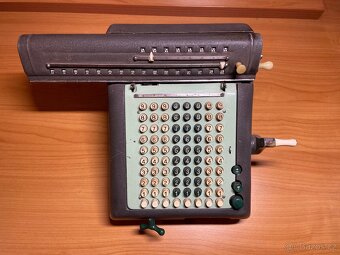 Mechanické kalkulačky NISA - 5