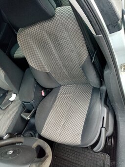 Renault Megane 1.6 16v 83kW r.v.2003 - 5