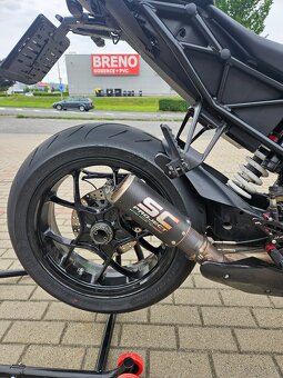 KTM 1290 Super Duke R - 5
