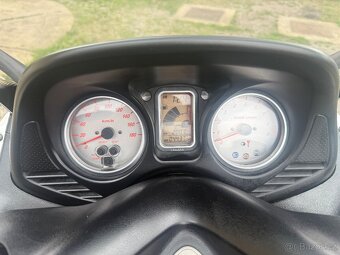 Yamaha TMAX 500 - 5