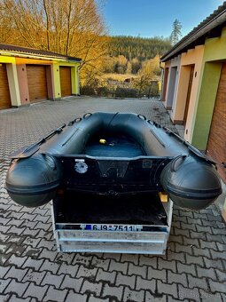 Člun Raptor - 5