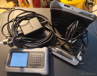 Sony Vaio VGF-AP1 PORTABLE MUSIC PLAYER - 5