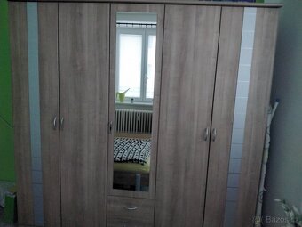 Prodám ložnici, kvalitní rošty a matrace. - 5