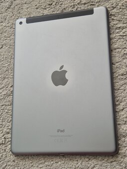 Apple iPad 6. generace 128gb Cellular - 5
