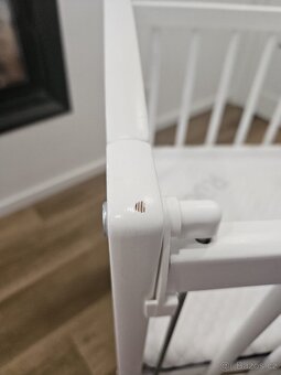 Dětská postýlka na kolečkách - 5