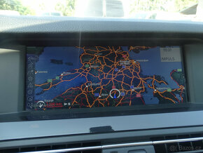 BMW 525d 6V 150KW AUT KŮŽE PANORAMA NAVI XENON TOP SERVIS ČR - 5