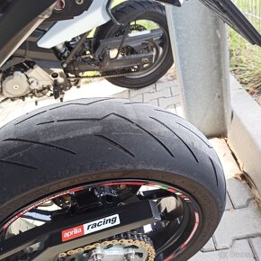 Aprilia dorsoduro 1200 - 5