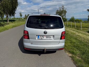 Volkswagen Touran 2.0TDI 125kw - 5
