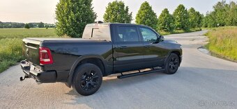 Dodge Ram 1500 Laramie 5.7 V8 r.v.2020 - 5