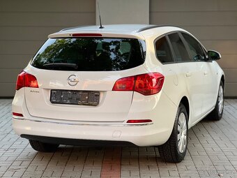 OPEL ASTRA J 1.4i 74KW /SPORTS-TOURER/FACELIFT/ČR/2.MAJITEL/ - 5
