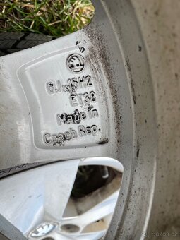 15’ kola Škoda + zimní pneu - 5