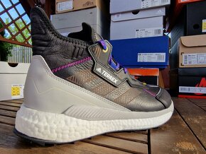 Adidas Terrex Free Hyperblue MID - 5