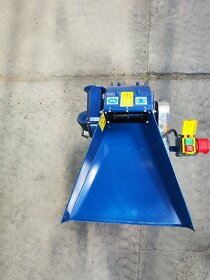 Kladivový, cepový drtič na biomasu, štěpku KDH 2,2 kW - 5