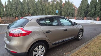 Renault megane 3, 1.6  benzin. - 5