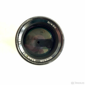Nikkor MF 85mm f/2 Ai - 5
