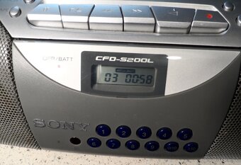 SONY CFD-S200L - 5