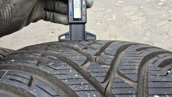 Zimní pneu 225/40/18 Kleber - 5
