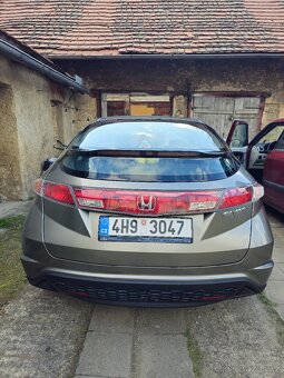Honda Civic 1.4 benzin - 5