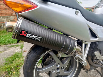 Honda VFR 800 Fi - 5