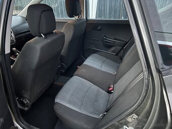 Kia Cee'd SW 2012 1.4 77 kW 1 majitel - 5