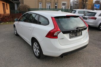 Volvo V60 2.0D3 V5, 120kW, servis VOLVO - 5