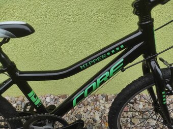 Značkové dětské kolo CORE NIPPER 20" (černá/zelená) - 5