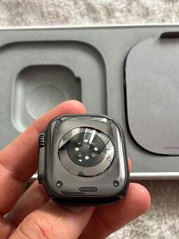 Apple Watch Ultra 2 49mm GPS + Cellular Titanium - 5