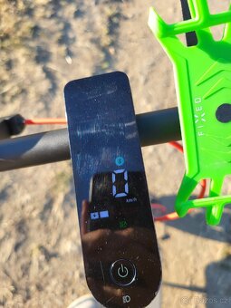 Elektrická koloběžka Xiaomi Electric Scooter 5 Pro GL - 5