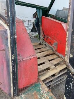 KABINA ZETOR 4011-7011........7711,7745 - 5
