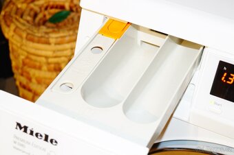 Pračka Miele W 5985 premium edition na 7 kg - 5