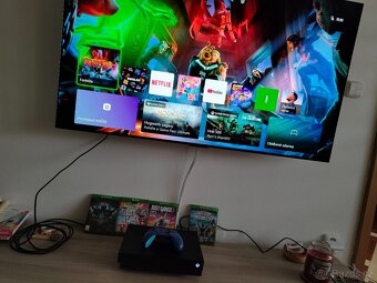 XBOX ONE X - 5