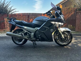 Yamaha FJR 1300A - 5