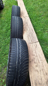 Prodám originální zimní Audi sadu R19 na Audi A6 C7, Audi A7 - 5