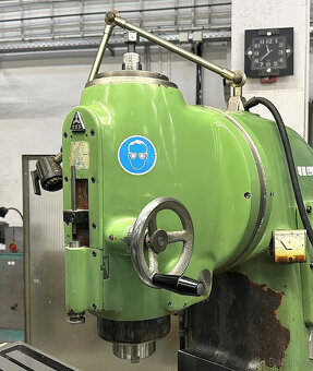 Frézka vertikální FA 3 AV - 5